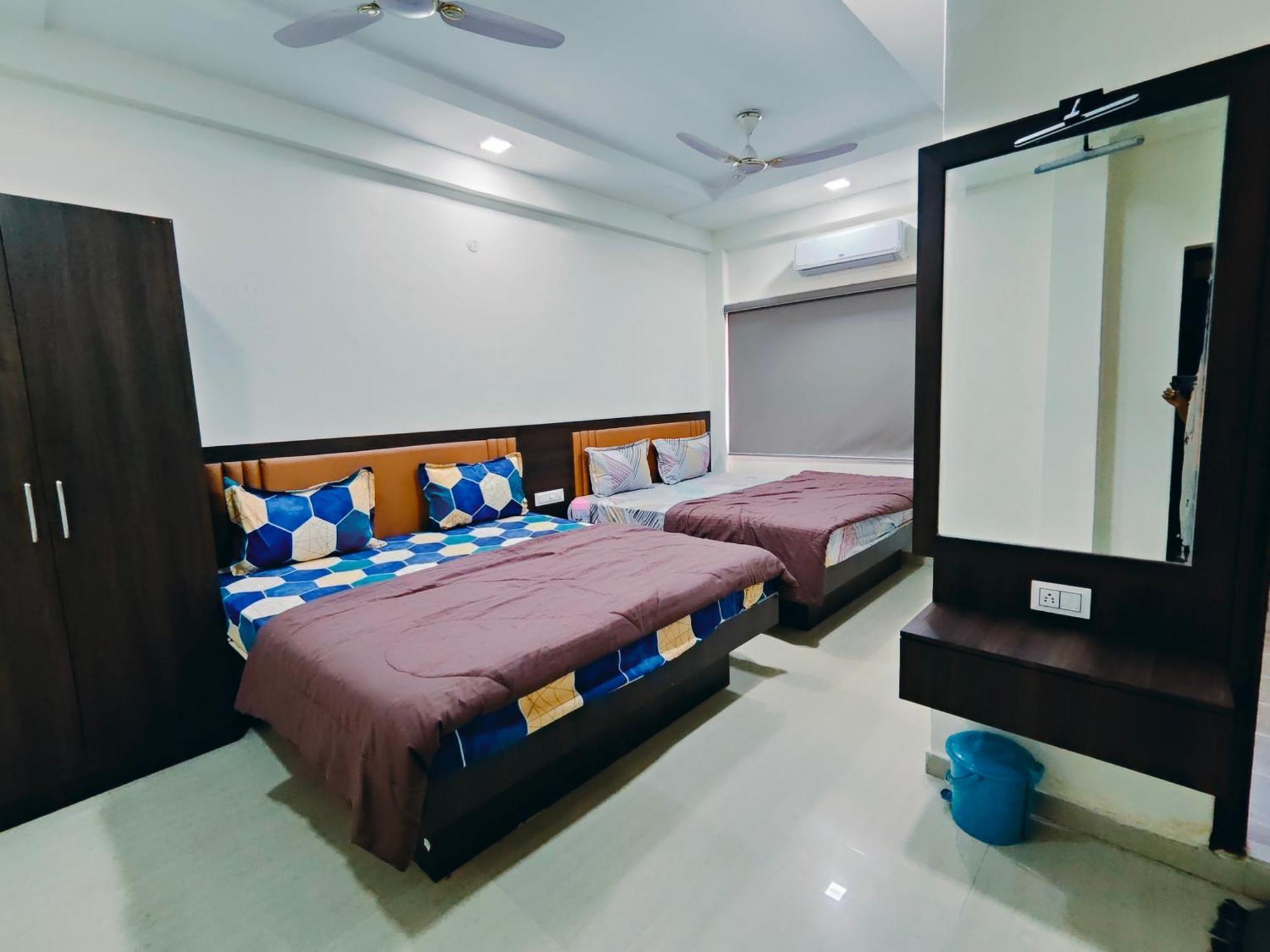 Hotel Heritage Palace ภุช ภายนอก รูปภาพ